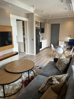 Menlyn Maine Trilogy 1 bedroom Apartment 505